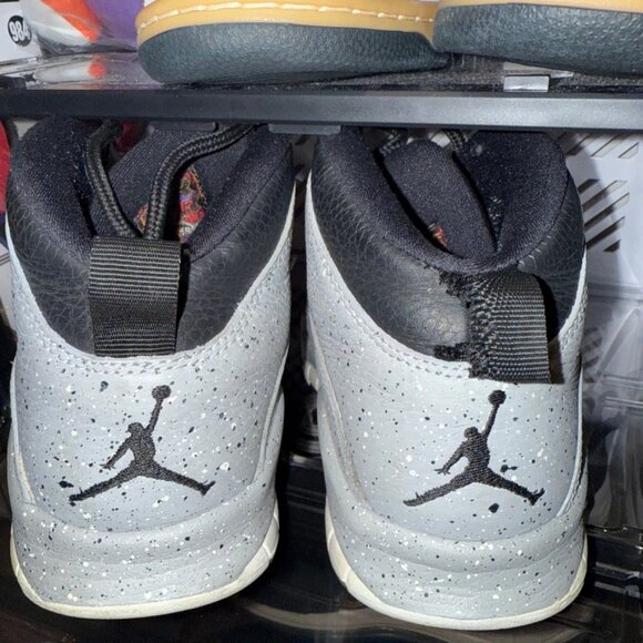 Jordan 10 Retro Light Smoke Grey - Size 9 - Picture 10 of 12